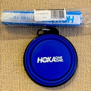 Hoka One Pet leash and small Blue Travel Bowl